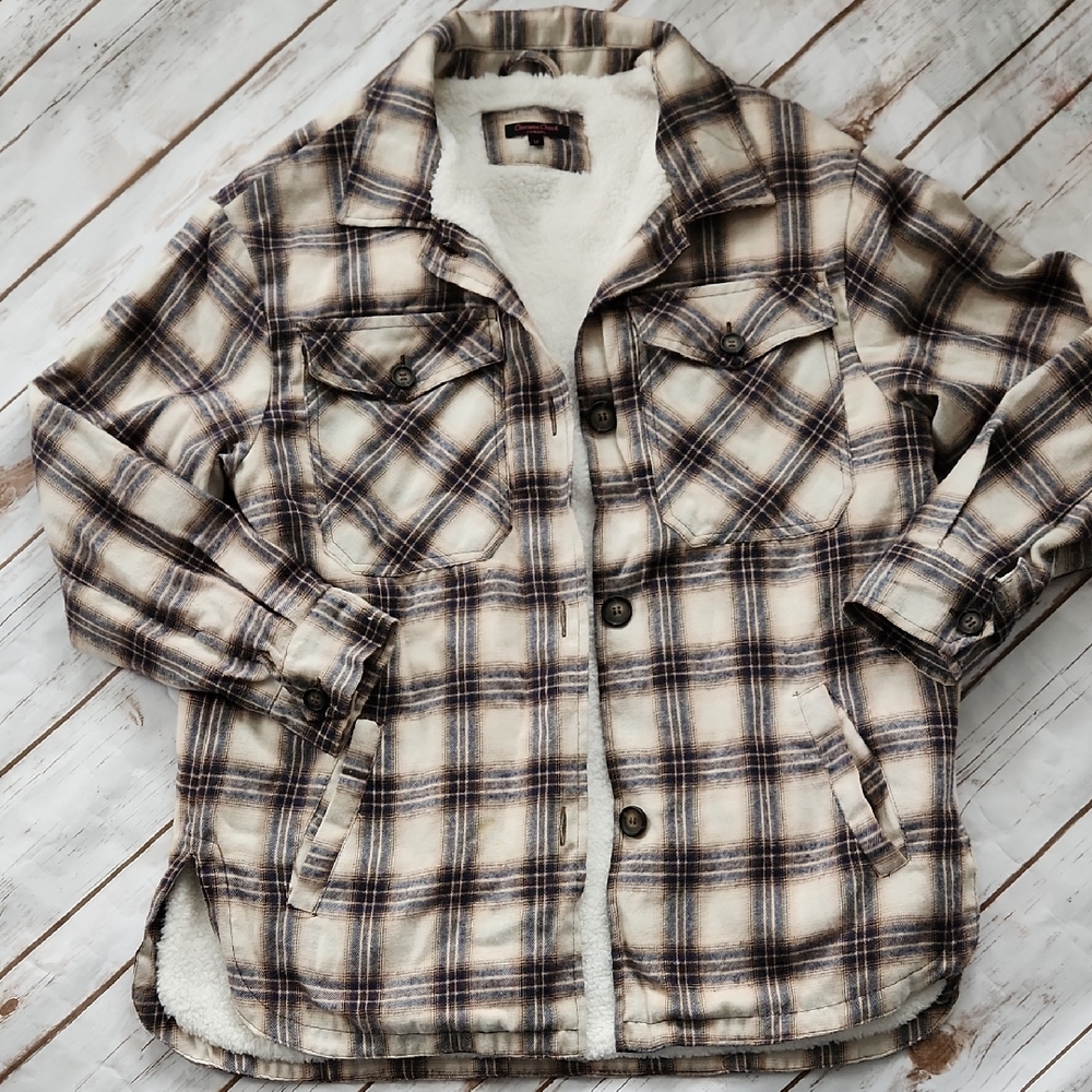 Plaid Sherpa-Lined Jacket. Women's size medium. EUC